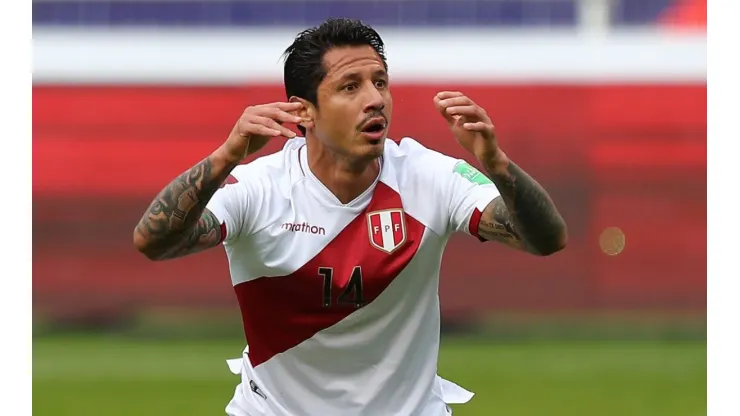 Gianluca Lapadula leads Peru's attack in Copa America 2021 (Getty).
