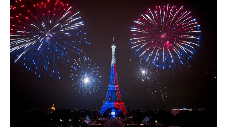 PSG have reportedly booked the Eiffer Tower next week. Will they unveil Lionel Messi's arrival? (Getty)
