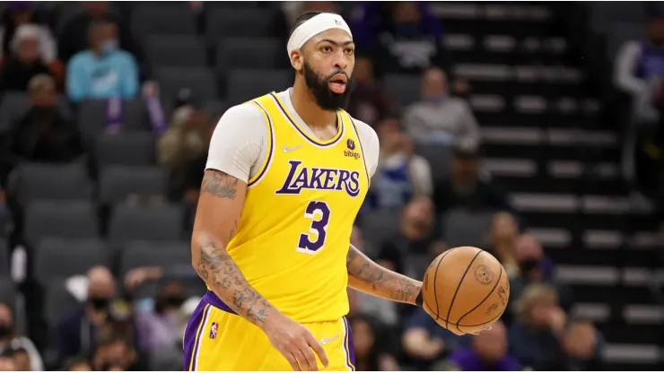 Anthony Davis in action for the Los Angeles Lakers.
