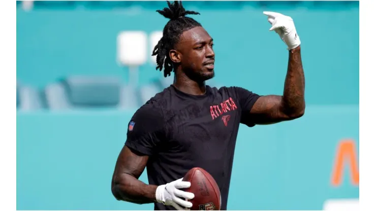 Atlanta Falcons wide receiver Calvin Ridley during the game against Miami Dolphins
