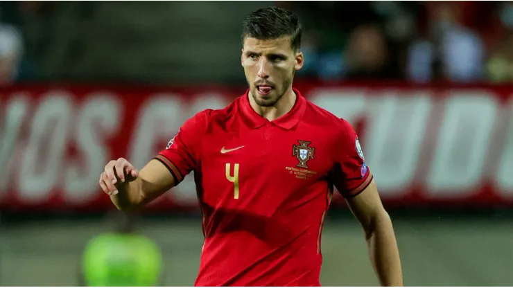 Ruben Dias.
