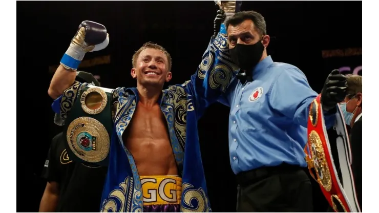 Gennadiy Golovkin celebrates defeating Kamil Szeremeta
