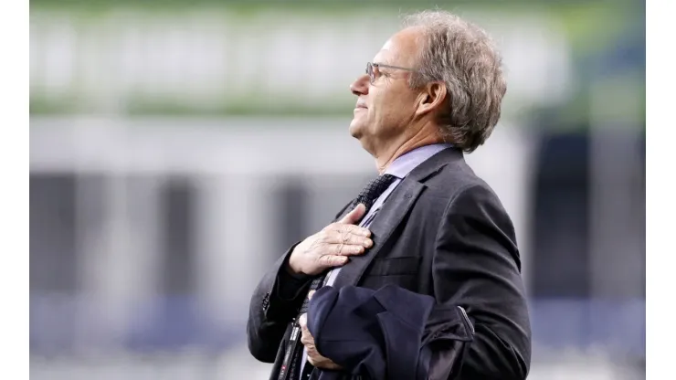 Head coach Brian Schmetzer of the Seattle Sounders
