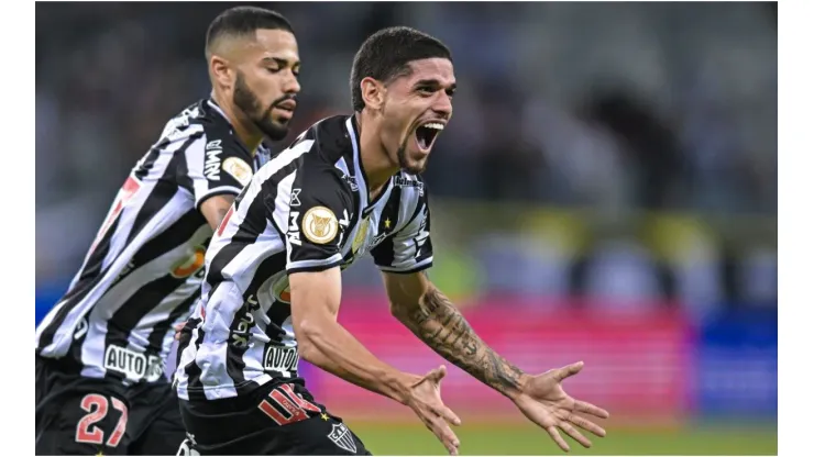 Rubens of Atletico Mineiro celebrates after scoring
