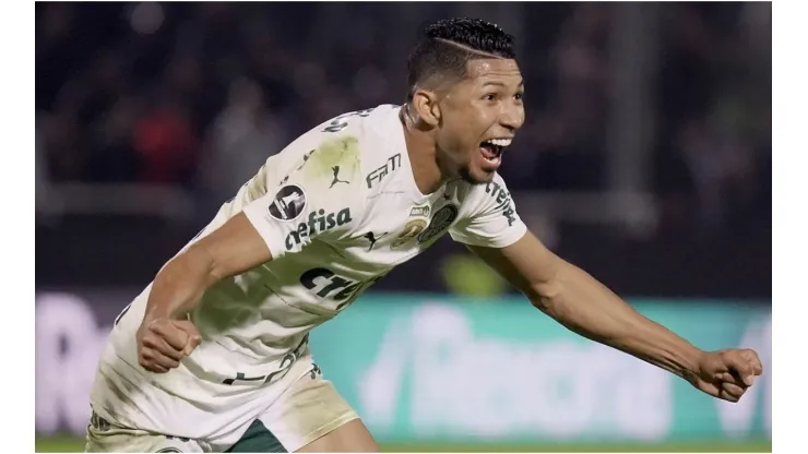 Rony of Palmeiras celebrates after scoring the secon goal of his team
