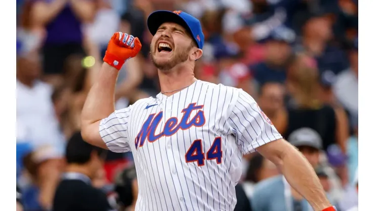 Pete Alonso as top favorite
