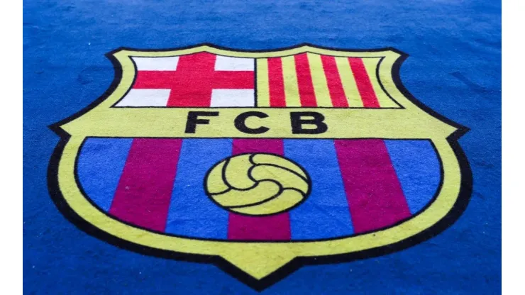 Barcelona are reportedly 'threatening' legal action over a player's contract.
