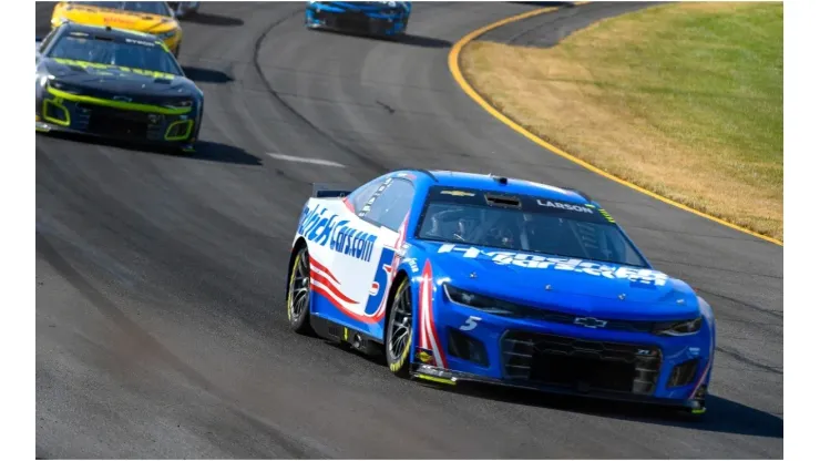 Kyle Larson, poleman of the Federated Auto Parts 400
