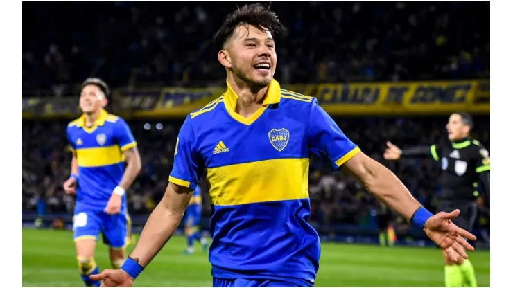 Oscar Romero of Boca Juniors celebrates after scoring
