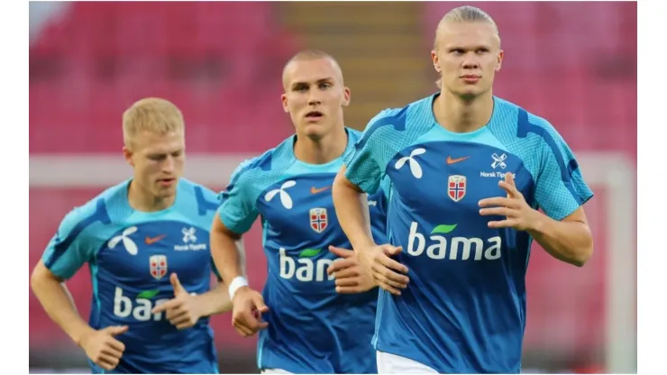 Erling Haaland of Norway warms up with teammates
