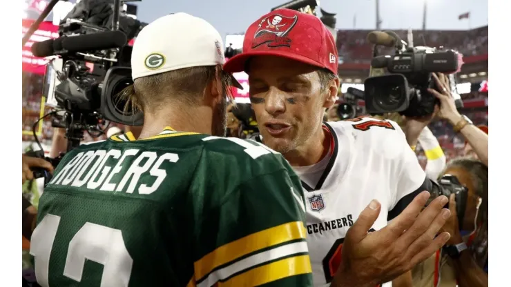 Aaron Rodgers (left) and Tom Brady.
