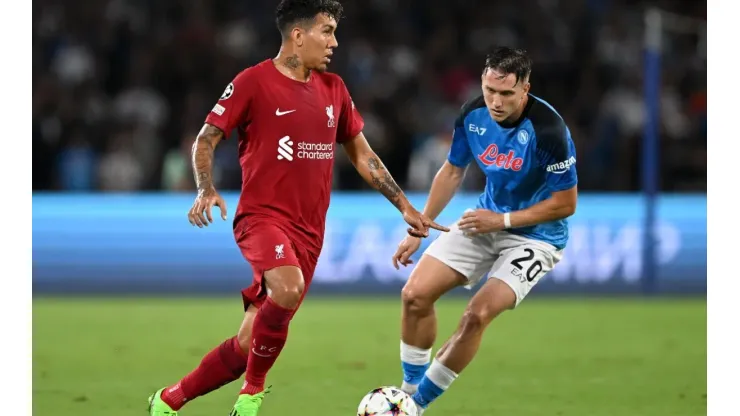 Firmino of Liverpool and Piotr Zielinski of Napoli
