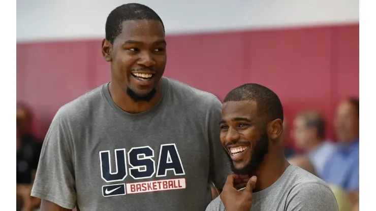 Kevin Durant (left) and Chris Paul.
