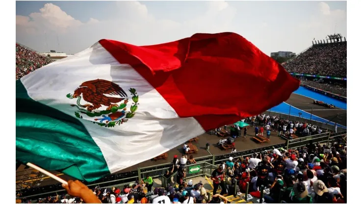 Fan waving mexican flag
