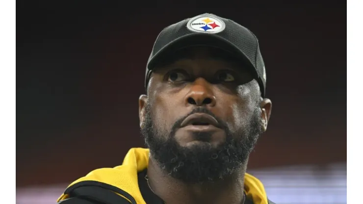 Mike Tomlin head coach of the Pittsburgh Steelers
