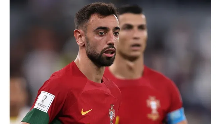 Bruno Fernandes (left) and Cristiano Ronaldo.
