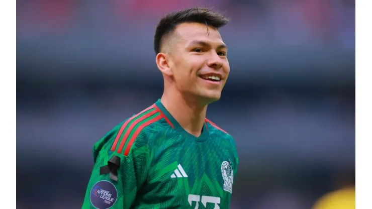 Hirving Lozano with Mexico's national team
