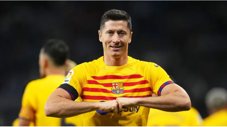 Robert Lewandowski celebrates a goal during Barcelona's victory against Espanyol to win the 2022-2023 La Liga.
