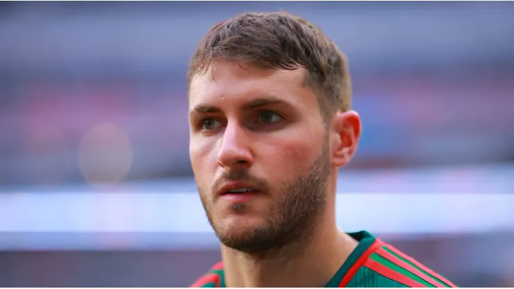 Santiago Gimenez with Mexico's national team
