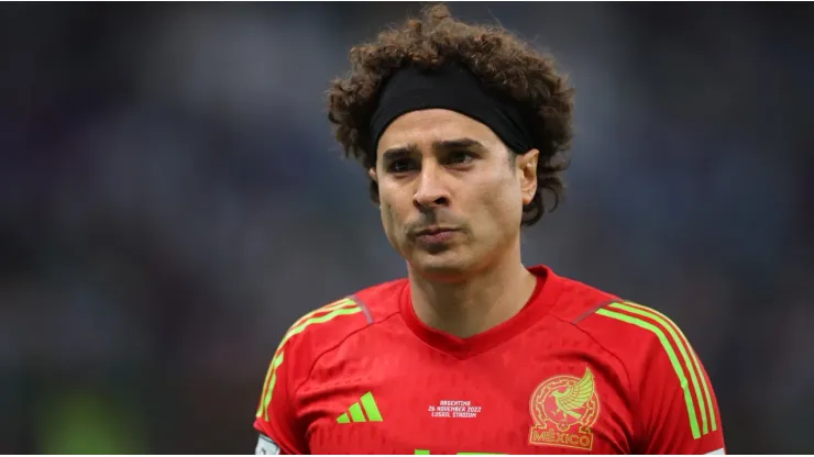 Guillermo Ochoa at the Qatar 2022 World Cup with Mexico's national team
