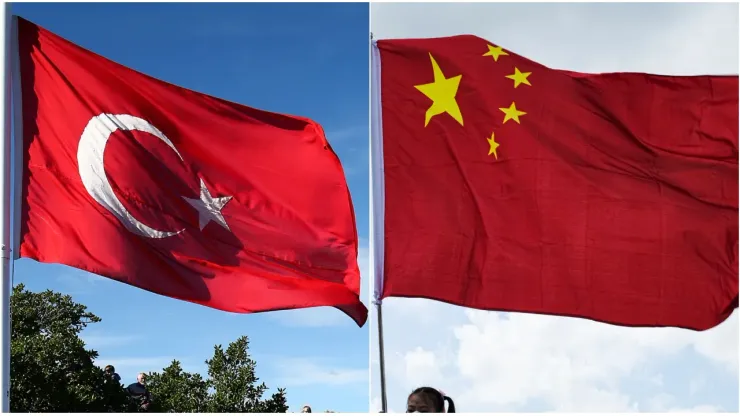 Turkish flag  (L) and Chinese flag (R)
