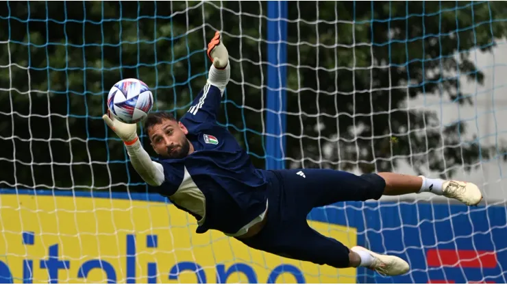 Gianluigi Donnarumma robbed and attacked in his home