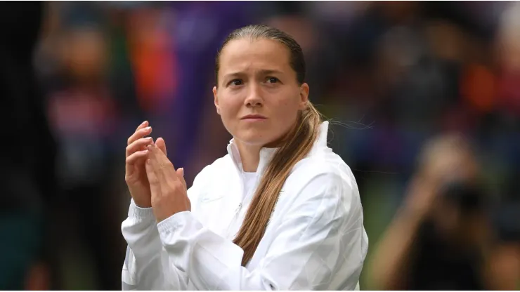 Fran Kirby with England's national team
