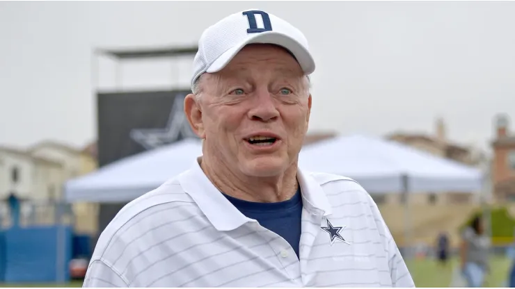 Jerry Jones - Dallas Cowboys - NFL 2021
