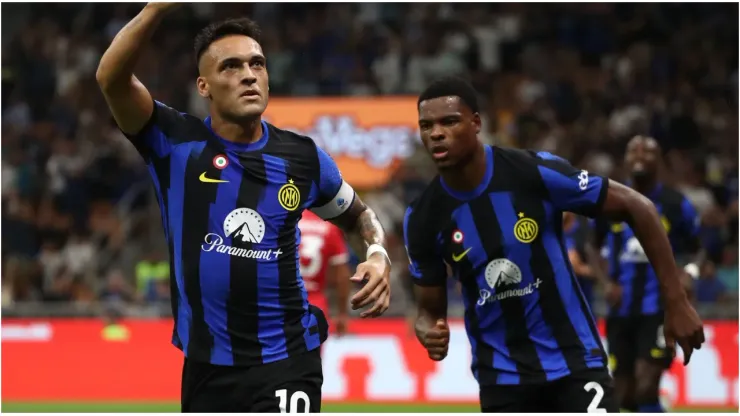 Lautaro Martínez of FC Internazionale celebrates after scoring
