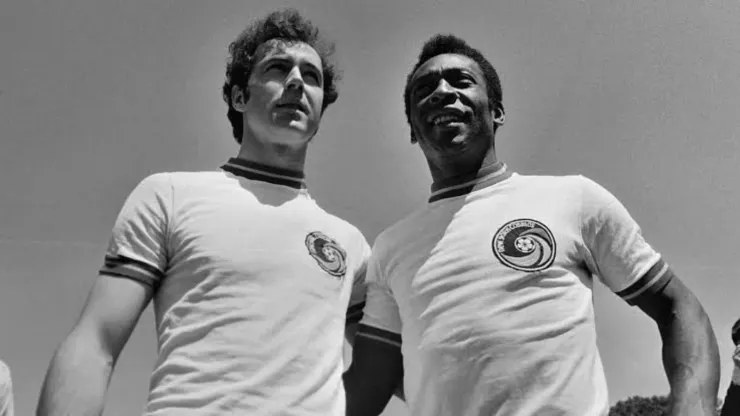 Franz Beckenbauer (left) and Pele when they played at the NY Cosmos.
