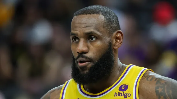 LeBron James looks on during a Lakers game
