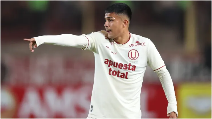 Jairo Concha of Universitario
