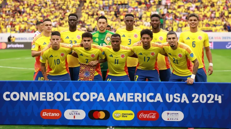 Players of Colombia pose for a team photo during the CONMEBOL Copa America 2024.
