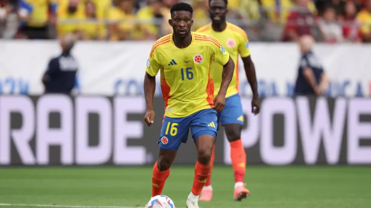 Jefferson Lerma of Colombia controls the ball during the CONMEBOL Copa America 2024 Group D match between Colombia and Costa Rica
