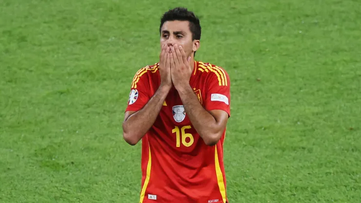 Rodri of Spain reacts as he leaves the field at half time during the UEFA EURO 2024 final match between Spain and England at Olympiastadion on July 14, 2024 in Berlin, Germany. 
