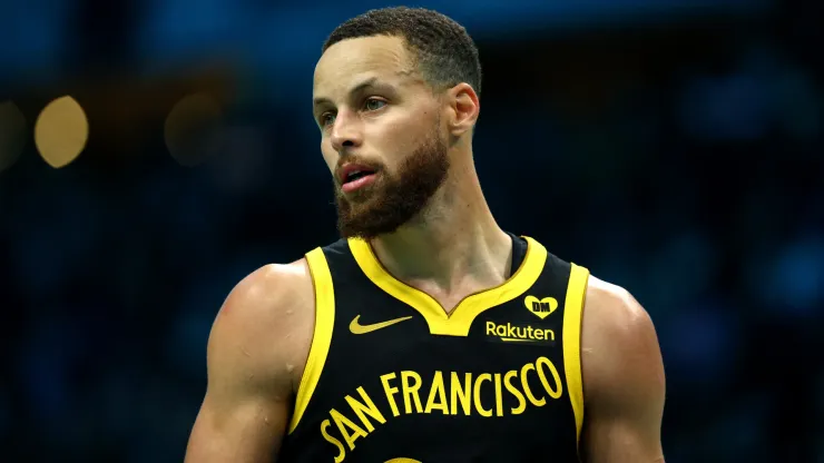 Stephen Curry #30 of the Golden State Warriors looks on during the second half of the game against the Charlotte Hornets at Spectrum Center
