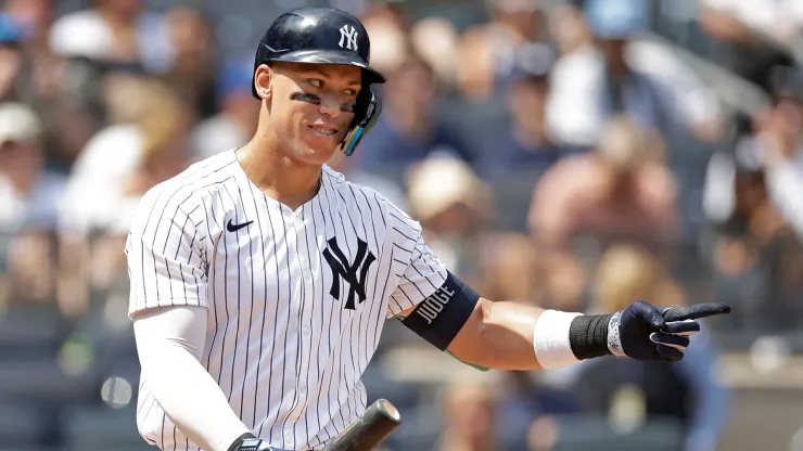 Aaron Judge #99 of the New York Yankees reacts after being struck out by José Berríos #17 of the Toronto Blue Jays during the fourth inning at Yankee Stadium on August 3, 2024 in New York City.
