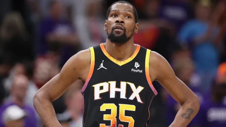 Kevin Durant #35 of the Phoenix Suns during the second half of game four of the Western Conference First Round Playoffs
