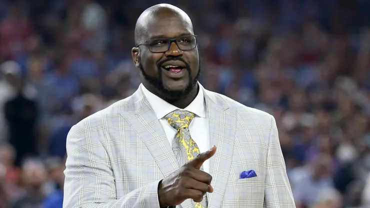 Shaquille O'Neal poses on the court as the Naismith Memorial Basketball Hall Of Fame 2016 Class
