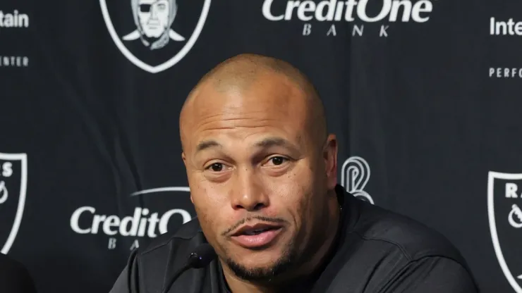 Interim head coach Antonio Pierce of the Las Vegas Raiders
