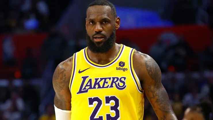 LeBron James #23 of the Los Angeles Lakers at Crypto.com Arena
