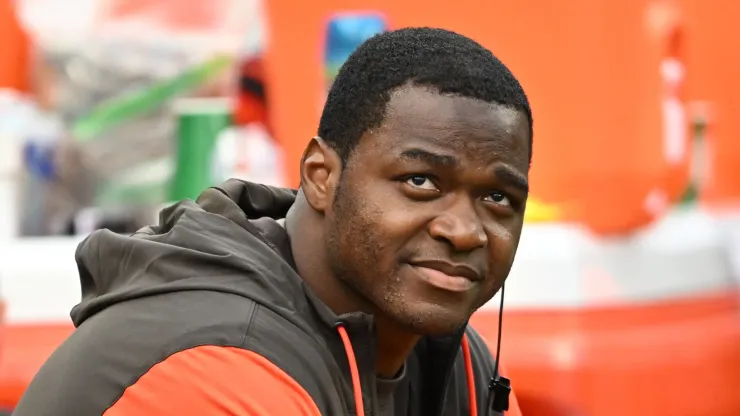 Amari Cooper #2 of the Cleveland Browns looks on during the second half of a preseason game against the Minnesota Vikings at Cleveland Browns Stadium on August 17, 2024 in Cleveland, Ohio. 
