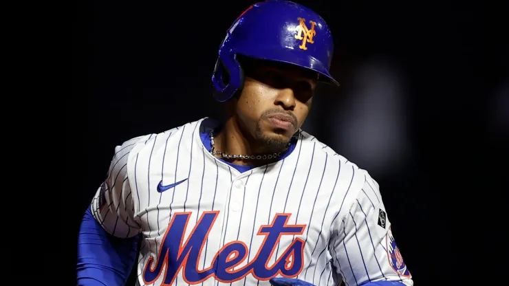 : Francisco Lindor #12 of the New York Mets runs the bases after his third inning two run home run against the Boston Red Sox at Citi Field.
