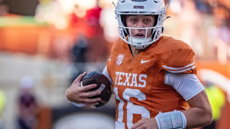 Arch Manning 16 of the Texas Longhorns in action vs the Mississippi State Bulldogs at DKR-Memorial Stadium. Texas defeats the Bulldogs 35-13.
