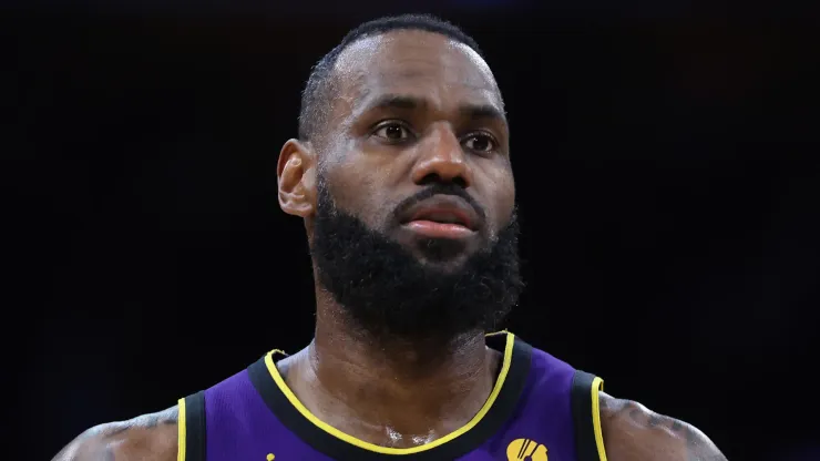 LeBron James #23 of the Los Angeles Lakers looks on during the second half of a game against the Philadelphia 76ers
