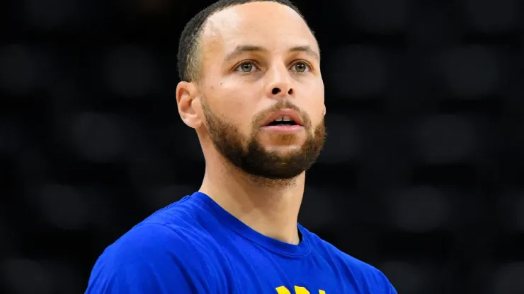 Stephen Curry #30 of the Golden State Warriors warms up before a game against the Utah Jazz at Vivint Smart Home Arena on February 09, 2022 in Salt Lake City, Utah.
