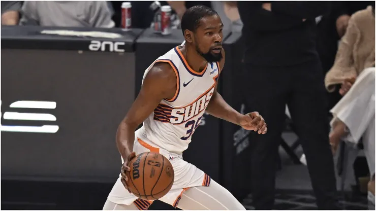 Phoenix Suns Forward Kevin Durant 
