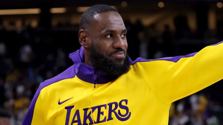 LeBron James #23 of the Los Angeles Lakers waves to fans after the game against the Phoenix Suns at Acrisure Arena on October 06, 2024 in Palm Springs, California.
