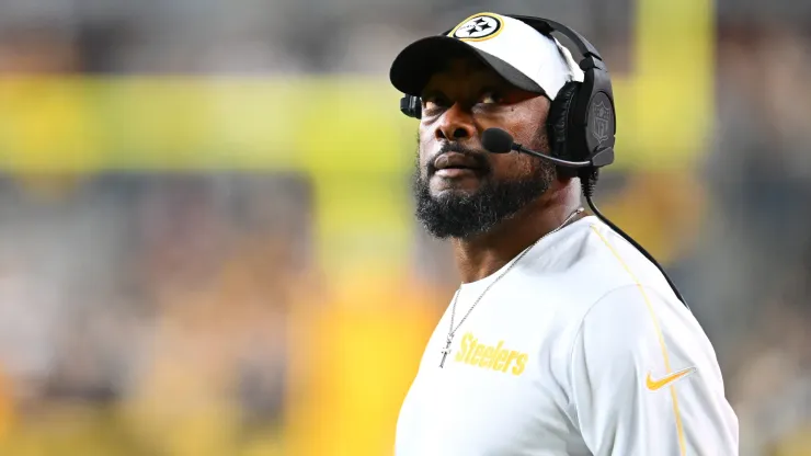 Head coach Mike Tomlin of the Pittsburgh Steelers looks on during the second quarter against the New York Jets at Acrisure Stadium on October 20, 2024 in Pittsburgh, Pennsylvania.
