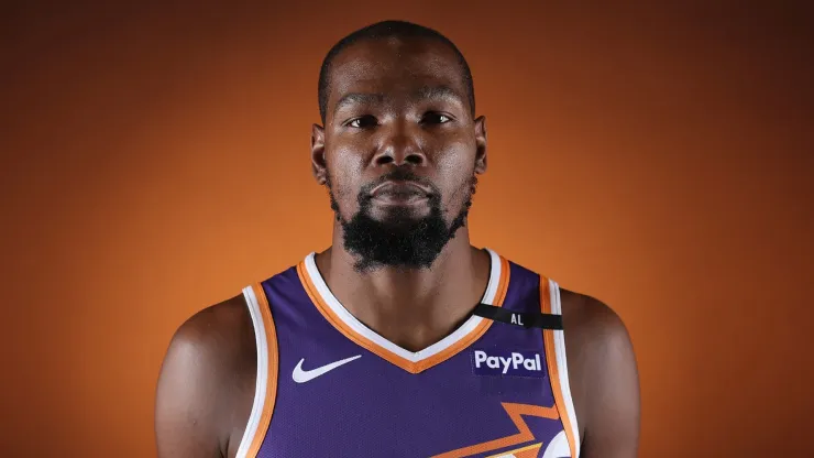 Kevin Durant #35 of the Phoenix Suns poses for a portrait during media day at Footprint Center on September 30, 2024 in Phoenix, Arizona. 
